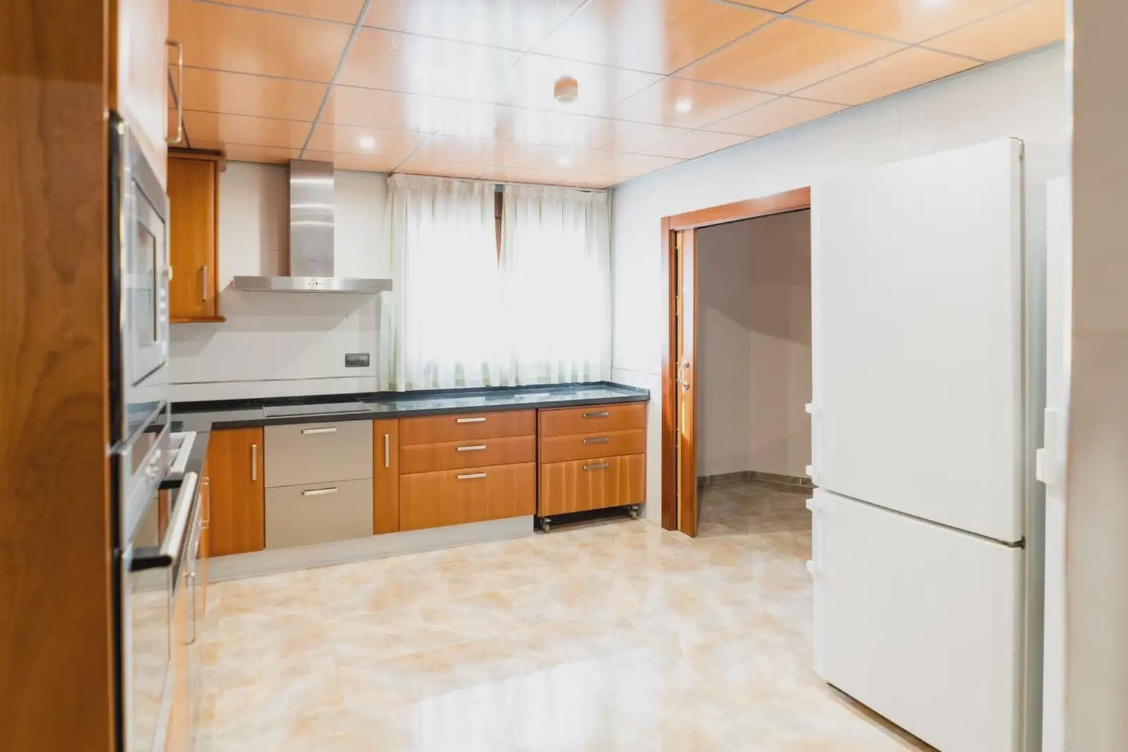 Villa for sale in Albolote with pool garage - € 990,000 (Ref: 9836932)