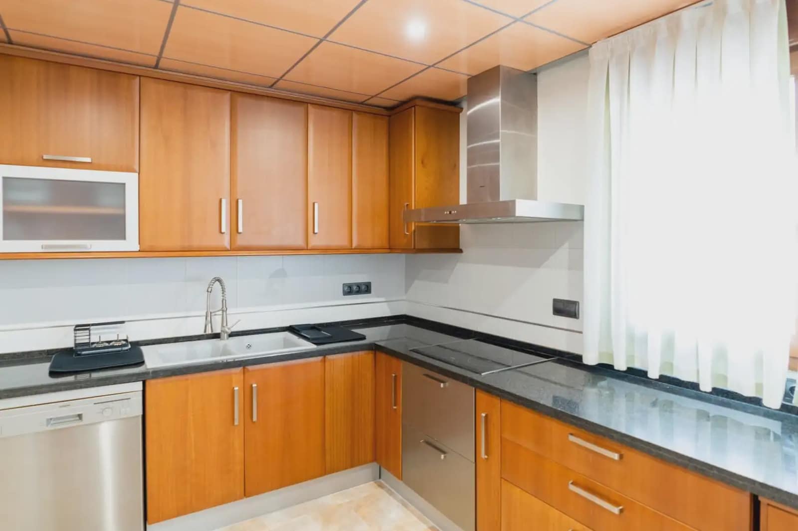 Villa for sale in Albolote with pool garage - € 990,000 (Ref: 9836932)