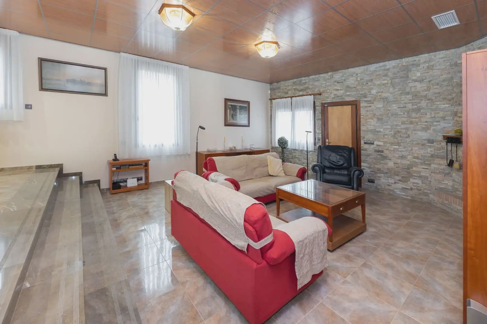 Villa for sale in Albolote with pool garage - € 990,000 (Ref: 9836932)