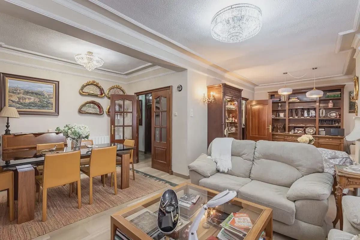 Mieszkanie na sprzedaż w Miasto Grenada z garażem - 459 900 € (Ref: 9836935)