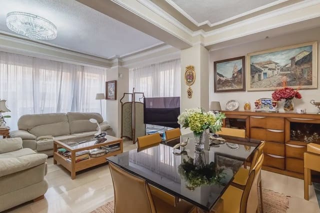Mieszkanie na sprzedaż w Camino de Ronda - Rosaleda, Miasto Grenada z garażem - 459 900 € (Ref: 9836935)