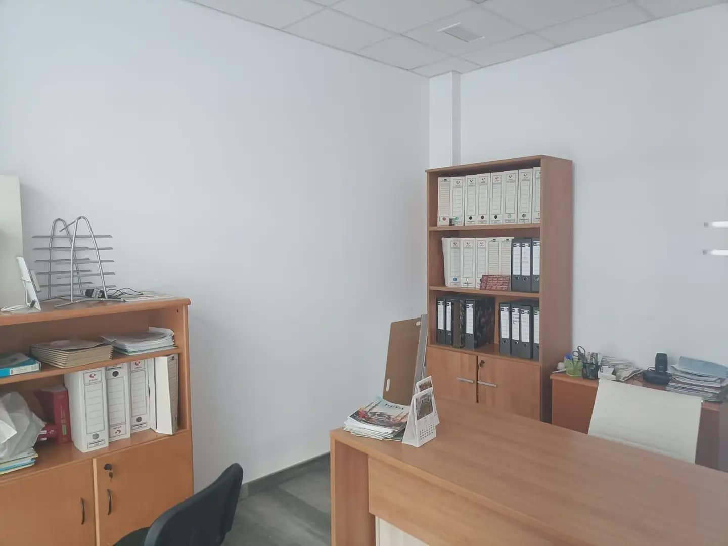 Kommersiell til leie i Armilla - € 2 500 (Ref: 9836936)