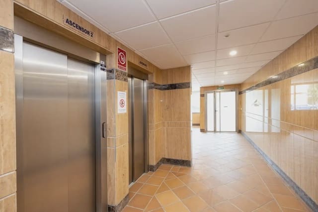 Flat te koop in Sierra Nevada, Monachil - € 175.000 (Ref: 9836941)