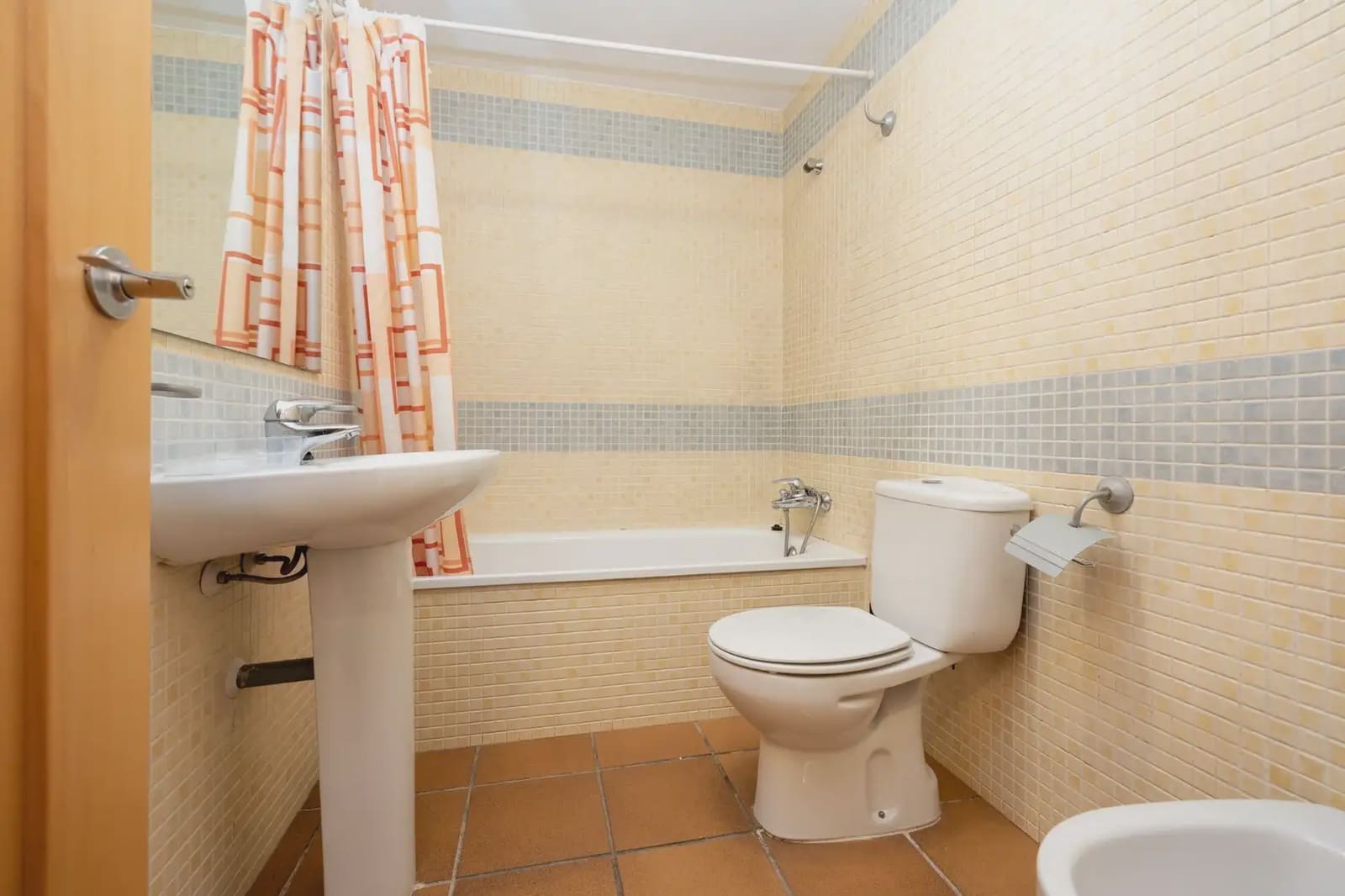 Flat te koop in Sierra Nevada - € 175.000 (Ref: 9836941)