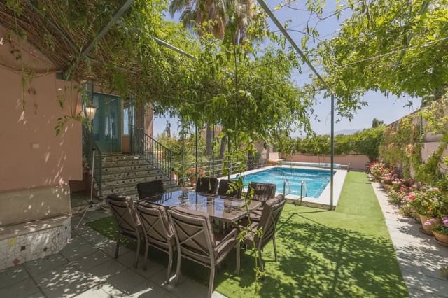 Villa til salg i Las Gabias med swimmingpool garage - € 575.000 (Ref: 9836942)