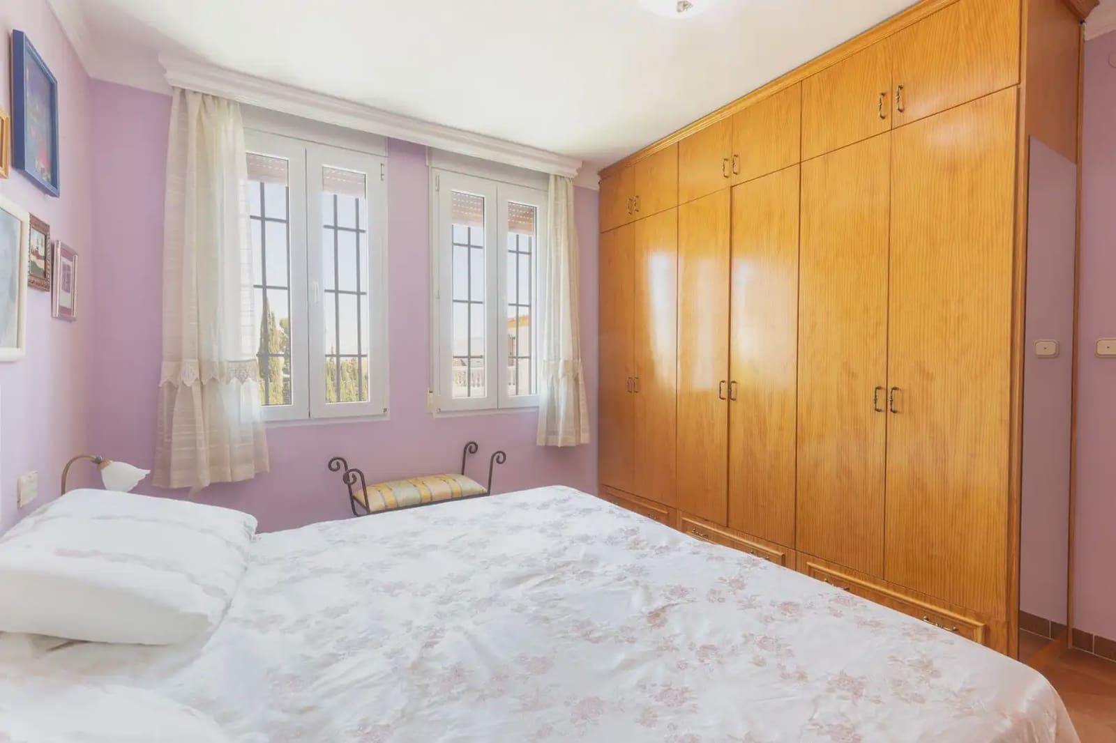 Moradia para venda em Las Gabias com piscina garagem - 575 000 € (Ref: 9836942)