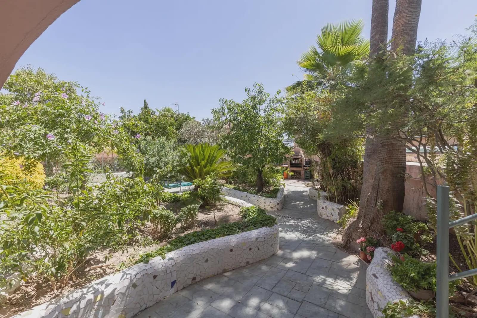 Moradia para venda em Las Gabias com piscina garagem - 575 000 € (Ref: 9836942)