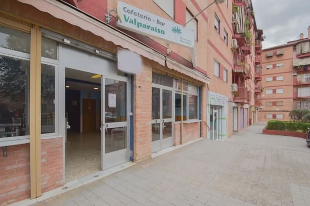 Local Comercial en San Francisco Javier, Granada ciudad en venta - 170.000 € (Ref: 9836943)