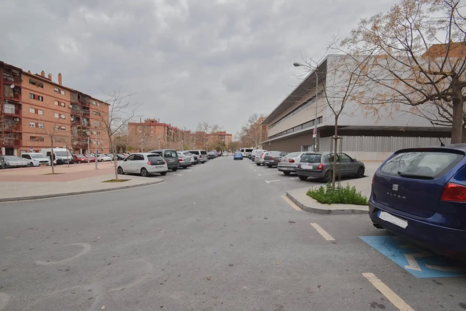 Local Comercial en Granada ciudad en venta - 170.000 € (Ref: 9836943)