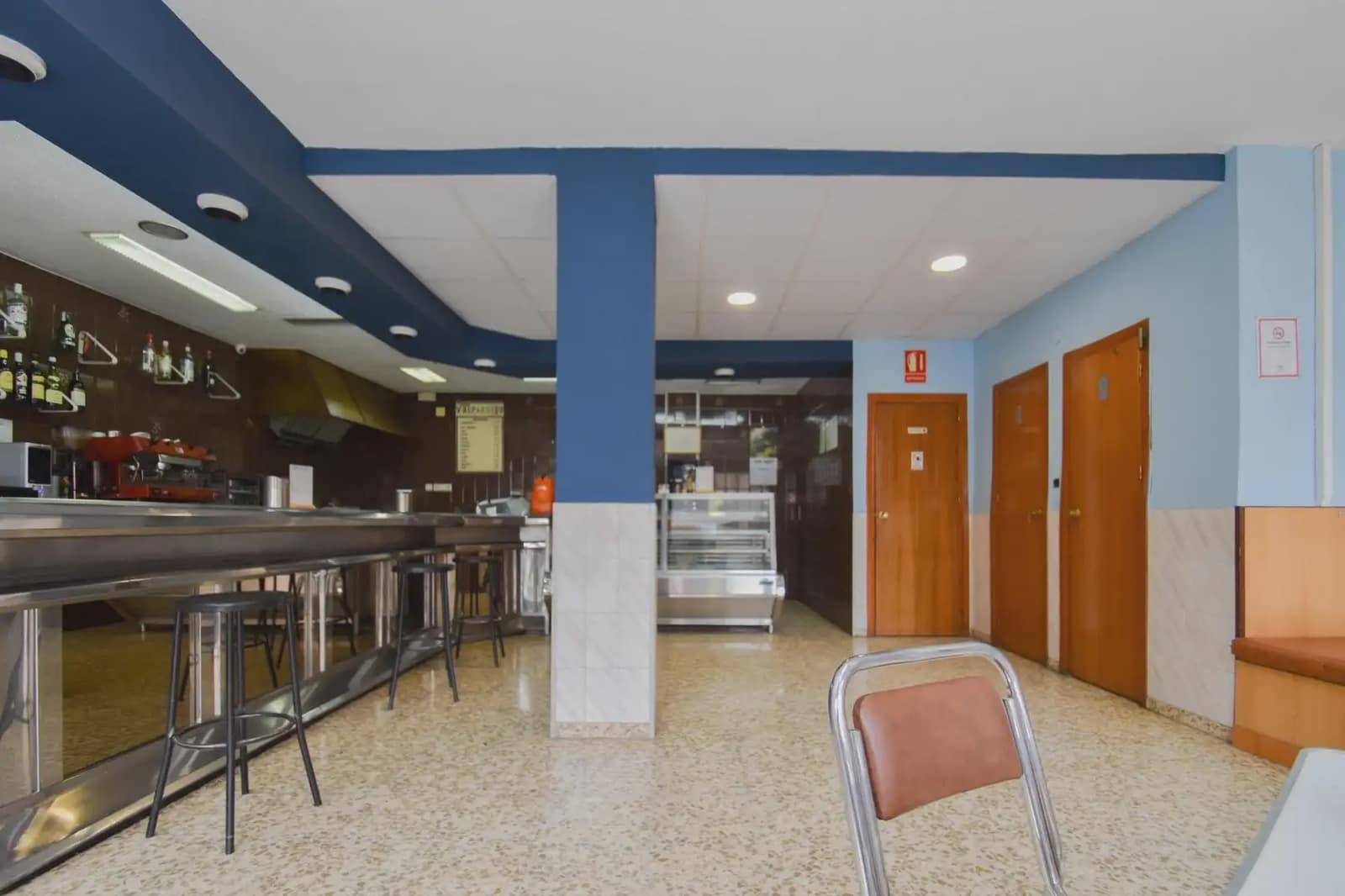 Local Comercial en Granada ciudad en venta - 170.000 € (Ref: 9836943)