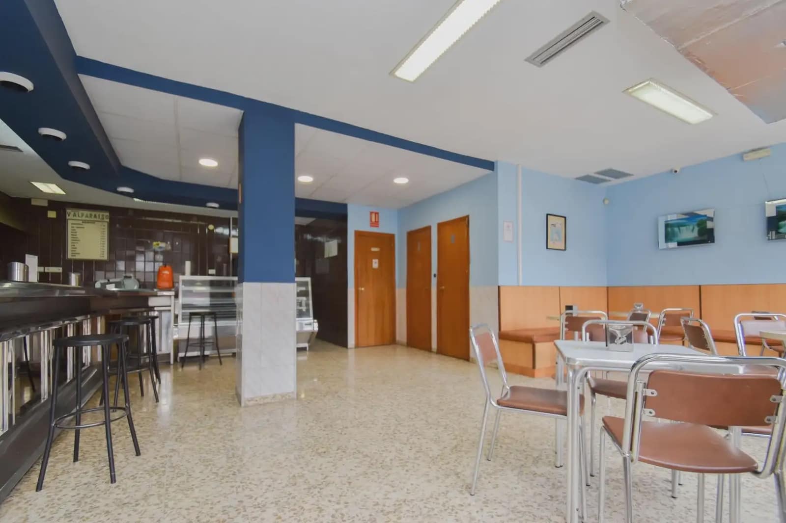 Local Comercial en Granada ciudad en venta - 170.000 € (Ref: 9836943)