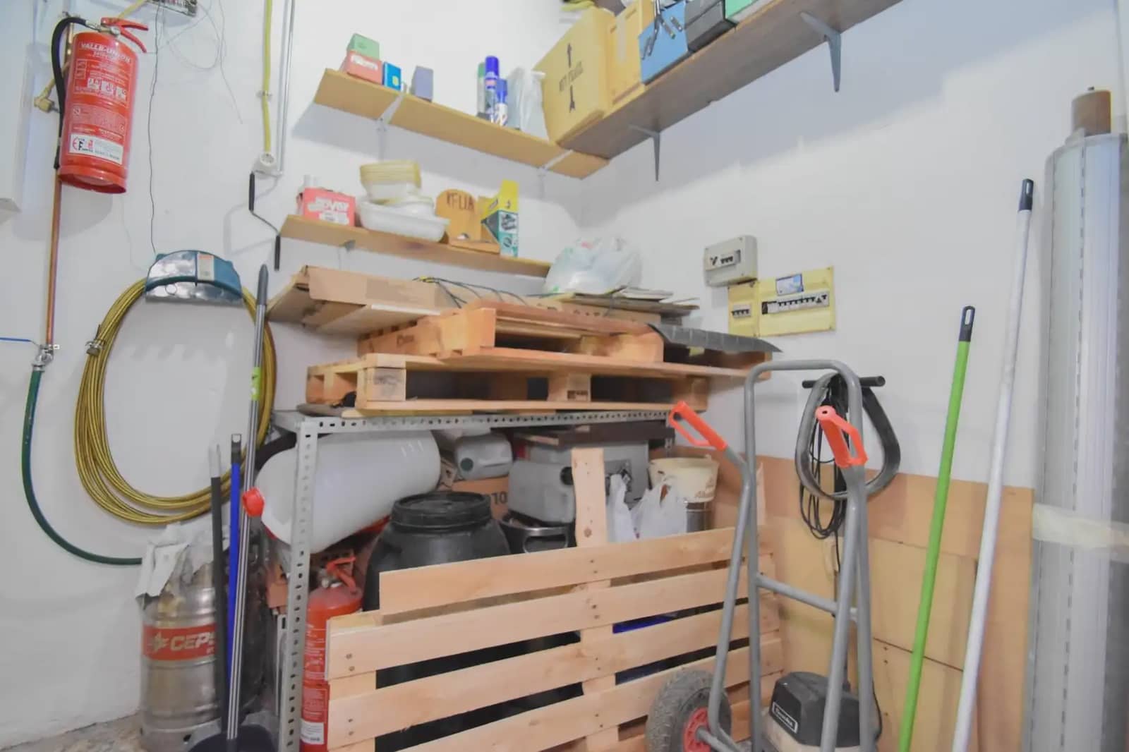 Local Comercial en Granada ciudad en venta - 170.000 € (Ref: 9836943)