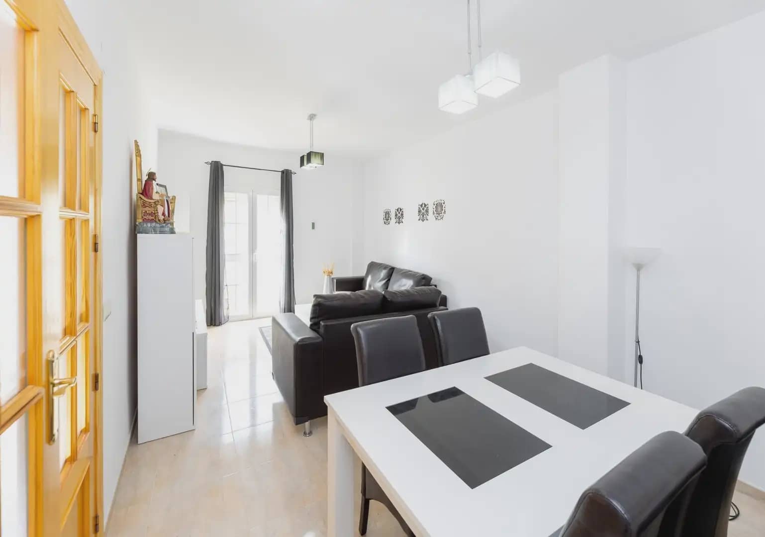 Flat for sale in Illora with garage - € 125,000 (Ref: 9836944)