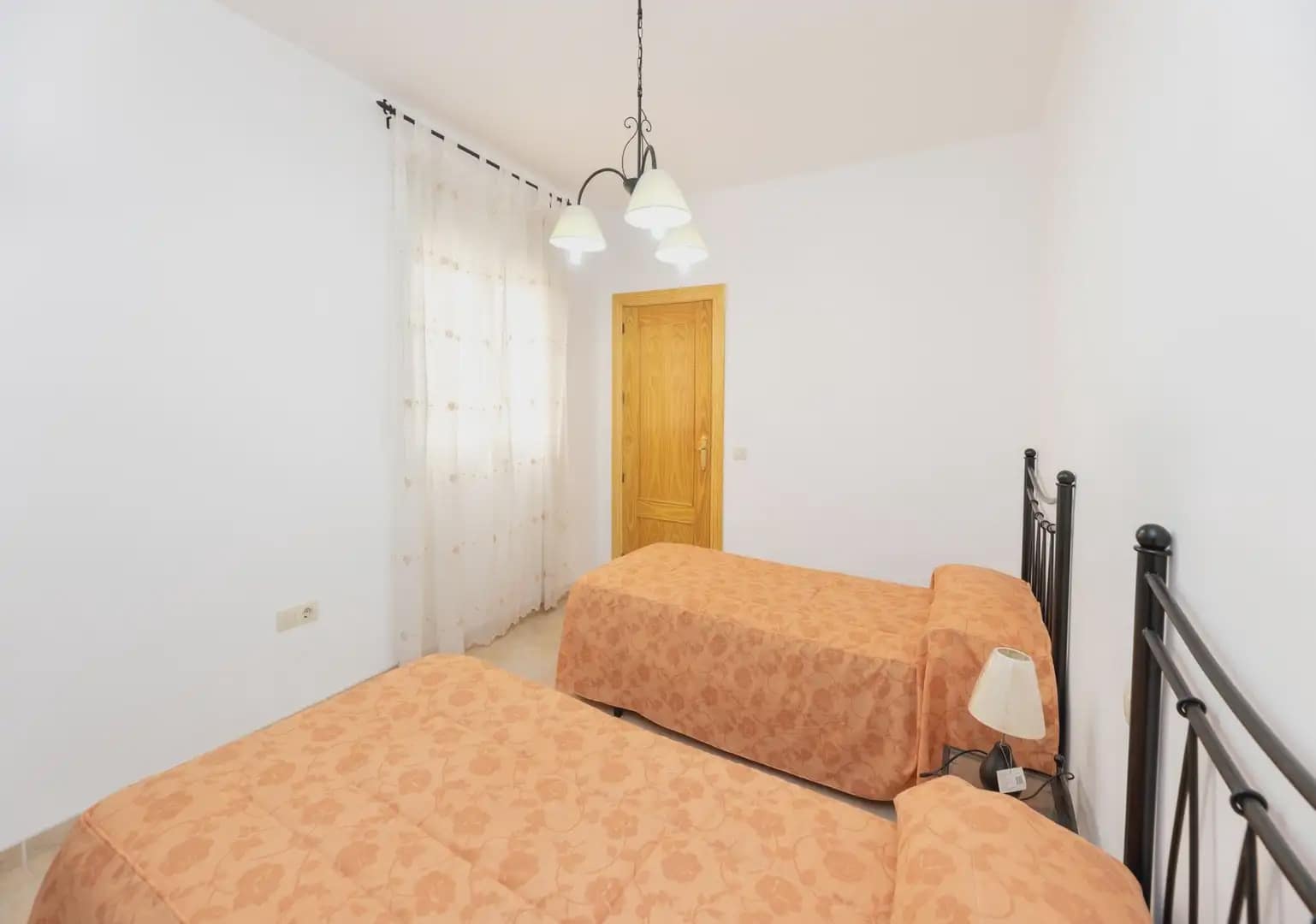 Flat for sale in Illora with garage - € 125,000 (Ref: 9836944)