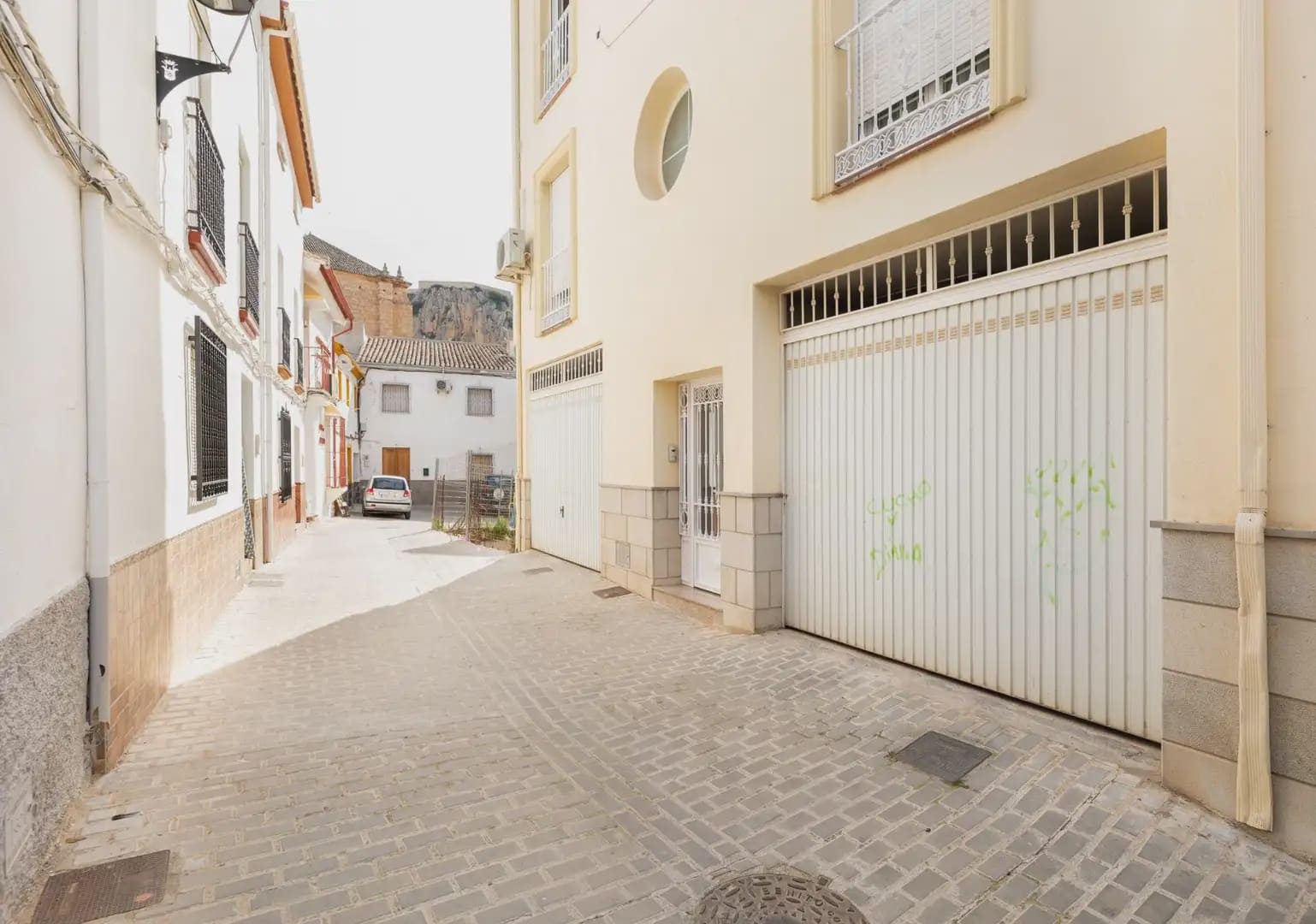 Flat for sale in Illora with garage - € 125,000 (Ref: 9836944)