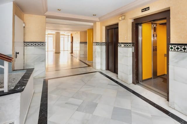 Lägenhet till salu i Gójar med pool - 149 900 € (Ref: 9836945)