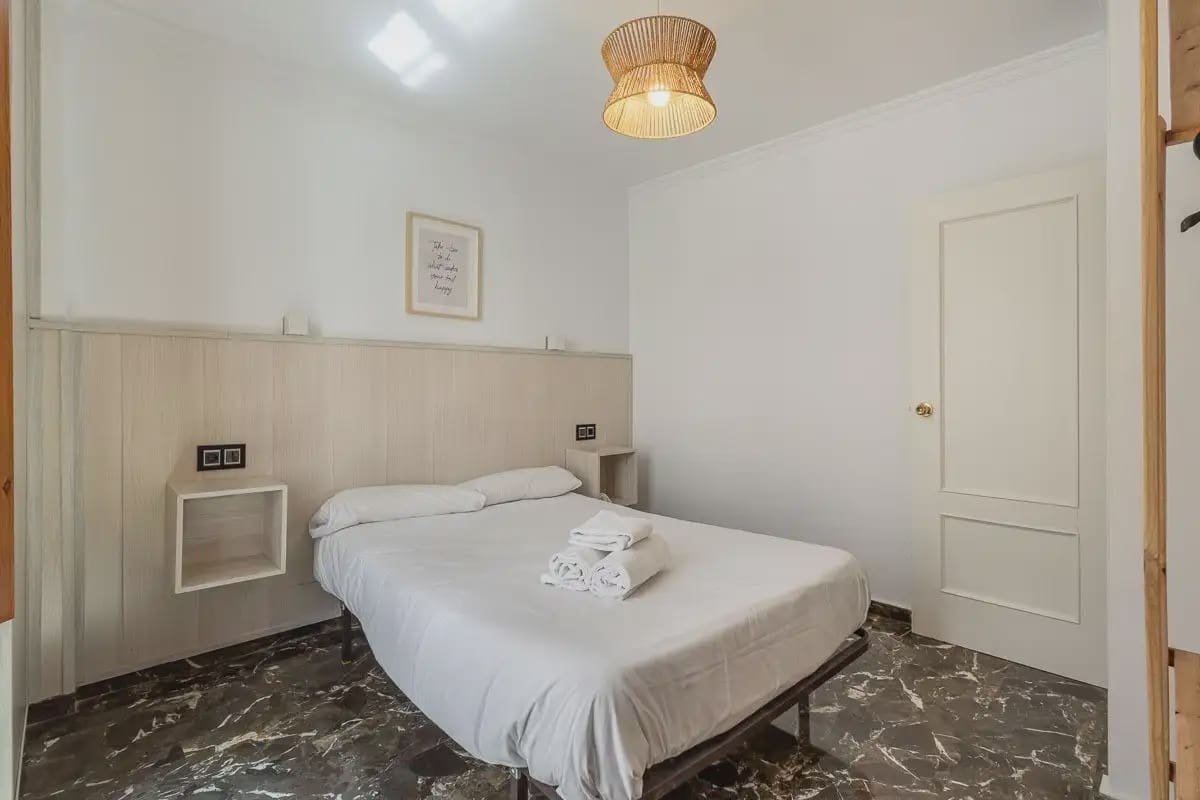 Leilighet til salgs i Granada by - € 250 000 (Ref: 9836946)