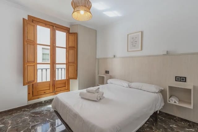 Leilighet til salgs i San Matías - Realejo, Granada by - € 250 000 (Ref: 9836946)