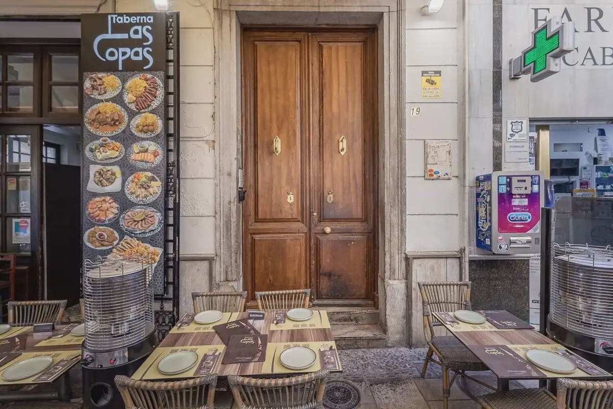 Leilighet til salgs i Granada by - € 250 000 (Ref: 9836946)