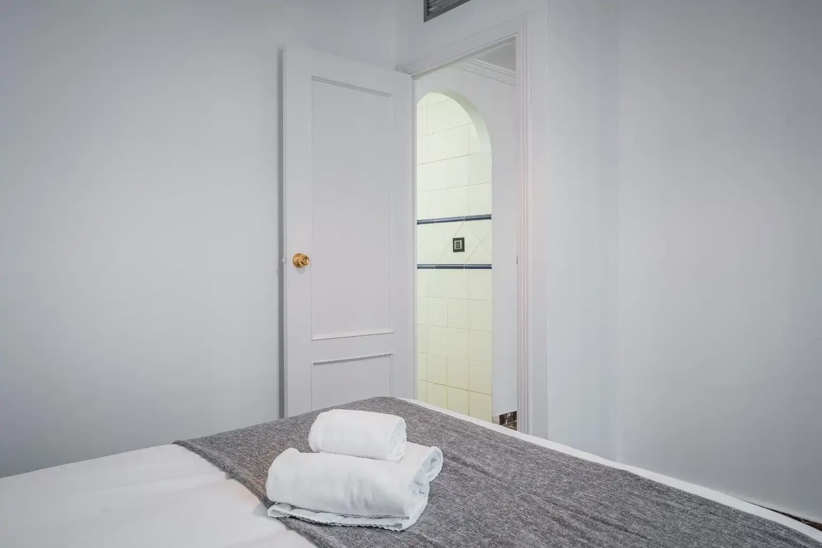 Leilighet til salgs i Granada by - € 250 000 (Ref: 9836946)