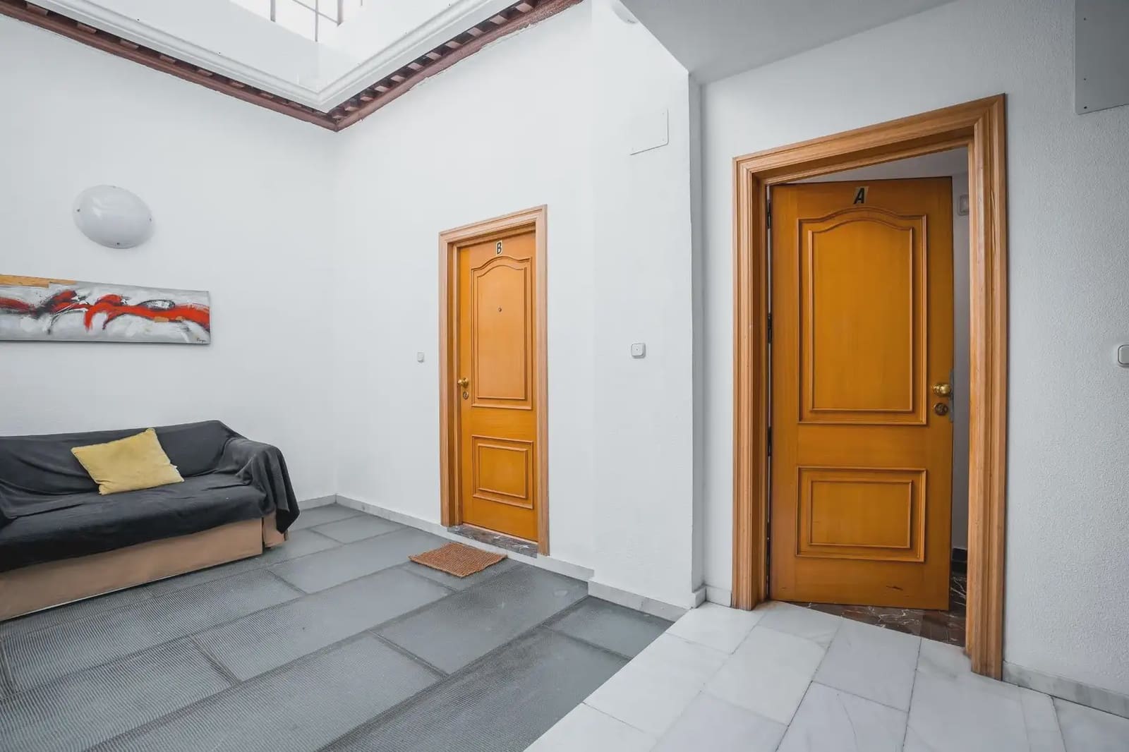 Leilighet til salgs i Granada by - € 250 000 (Ref: 9836946)