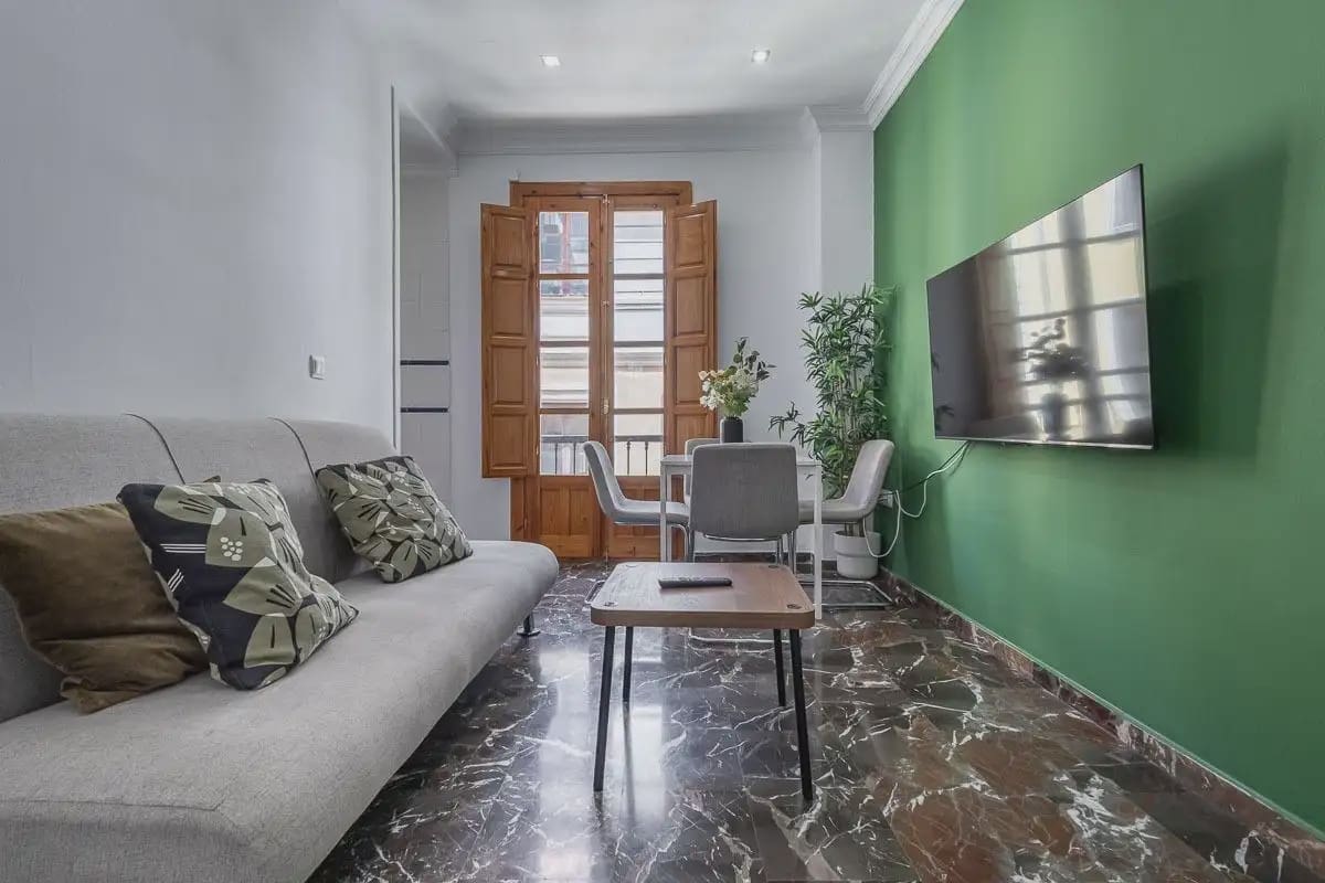 Leilighet til salgs i Granada by - € 250 000 (Ref: 9836947)