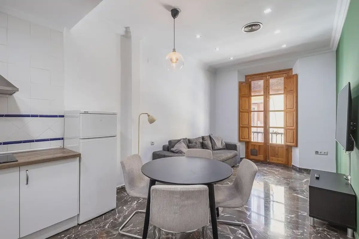 Mieszkanie na sprzedaż w Miasto Grenada - 260 000 € (Ref: 9836948)