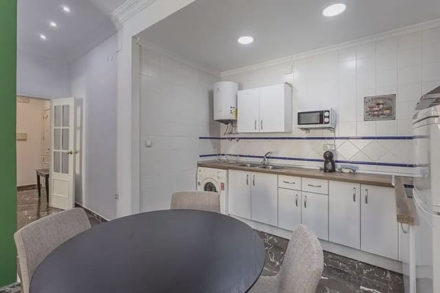 Leilighet til salgs i San Matías - Realejo, Granada by - € 260 000 (Ref: 9836948)