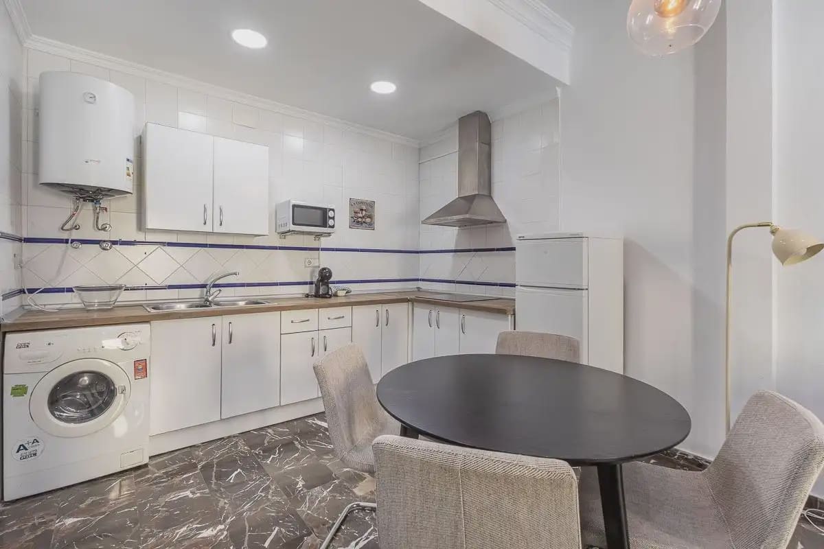 Mieszkanie na sprzedaż w Miasto Grenada - 260 000 € (Ref: 9836948)