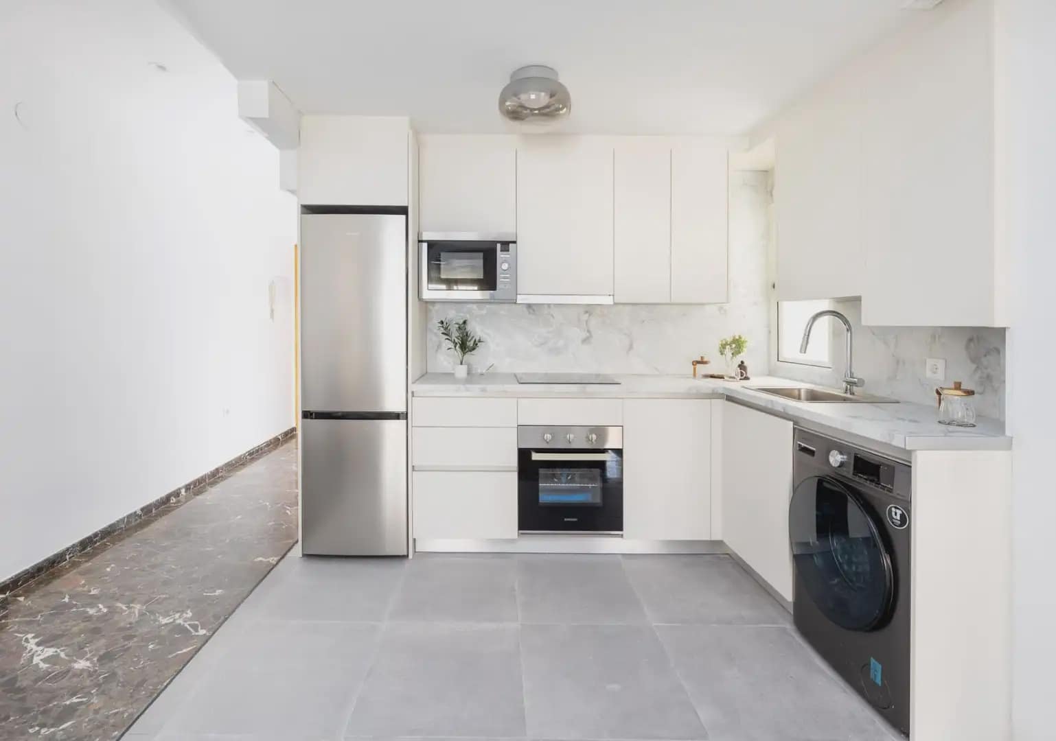Asunto myytävänä paikassa Gojar mukana uima-altaan - 139 000 € (Ref: 9836949)