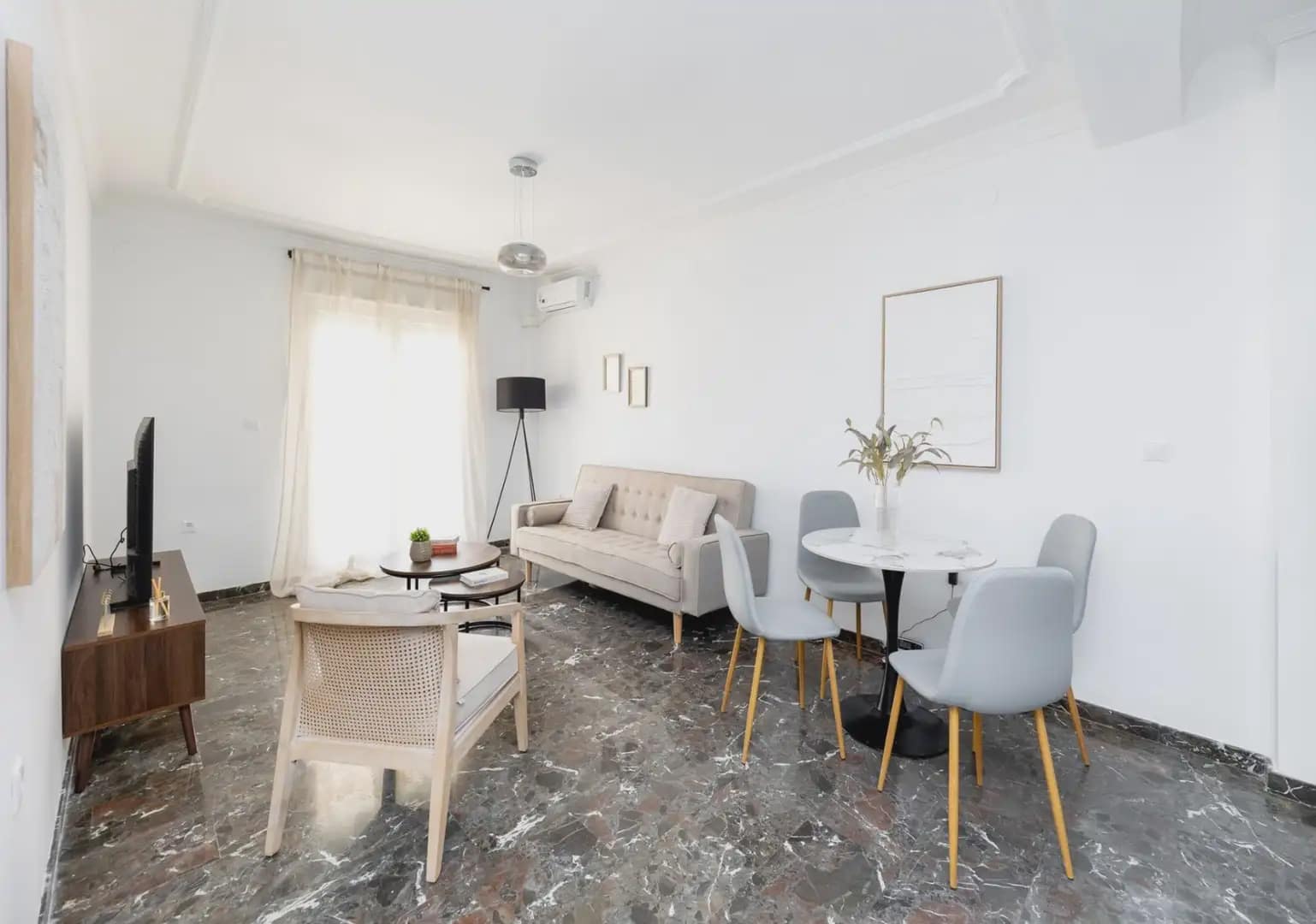 Asunto myytävänä paikassa Gojar mukana uima-altaan - 139 000 € (Ref: 9836949)
