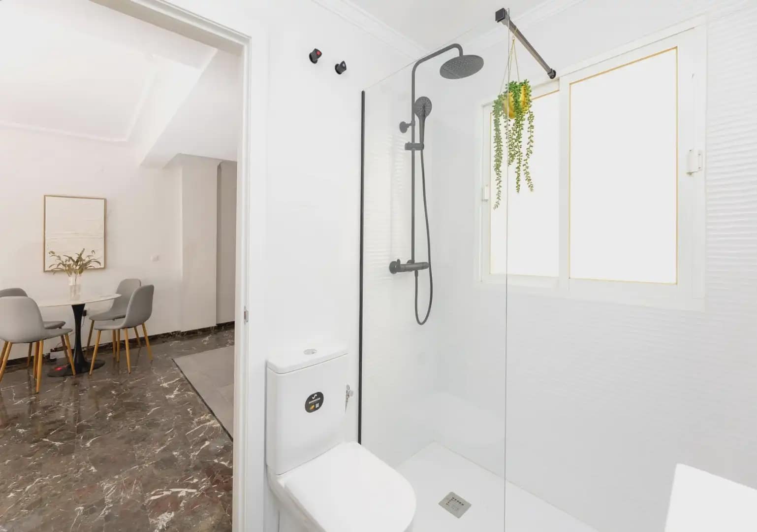 Asunto myytävänä paikassa Gojar mukana uima-altaan - 139 000 € (Ref: 9836949)