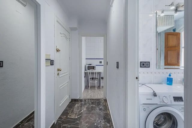 2 soverom Leilighet til salgs i San Matías - Realejo, Granada by - € 275 000 (Ref: 9836950)