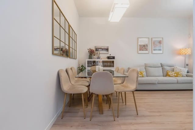 Mieszkanie na sprzedaż w Camino de Ronda - Rosaleda, Miasto Grenada z basenem garażem - 395 000 € (Ref: 9836952)