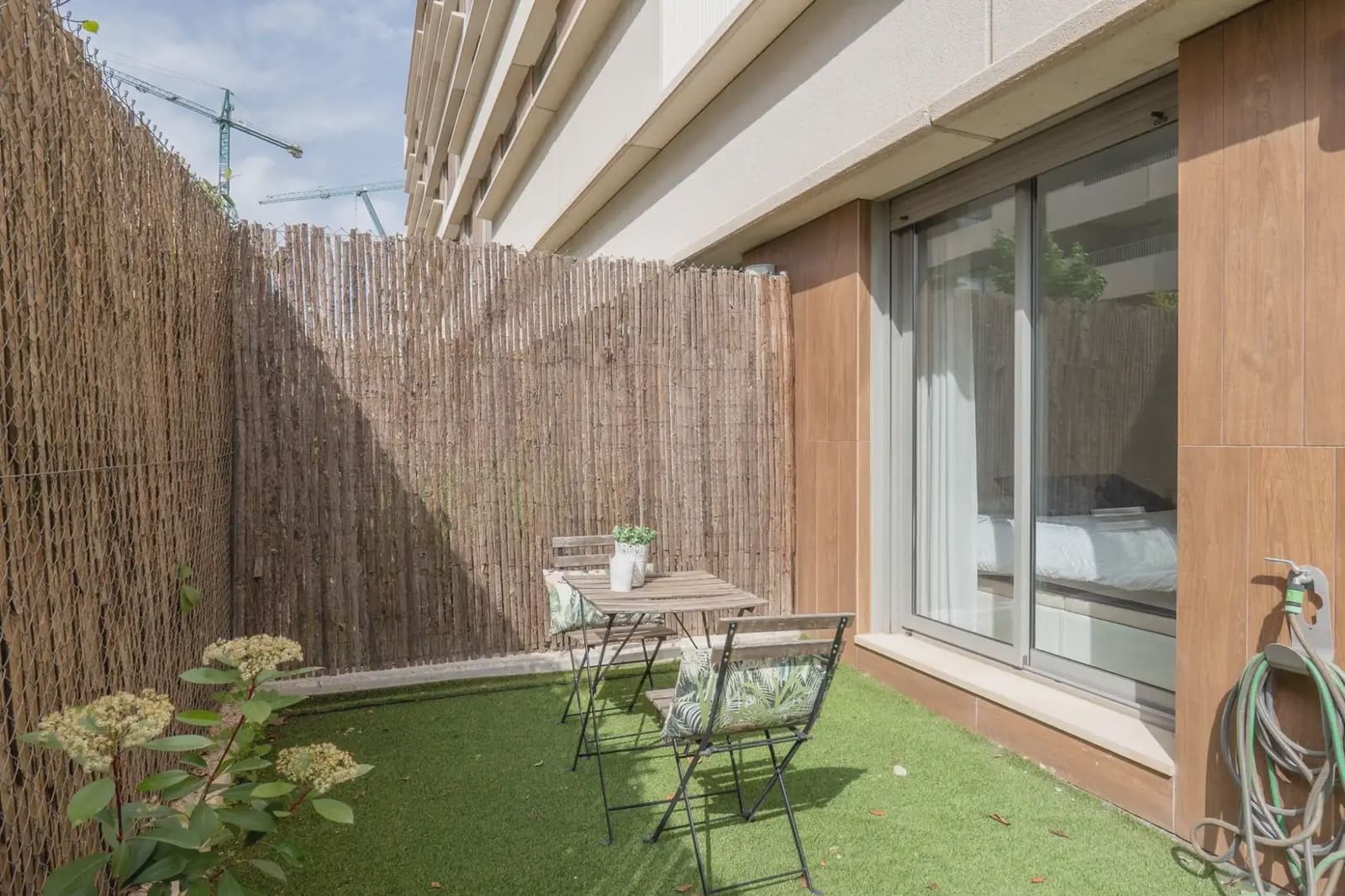 Wohnung zu verkaufen in Granada Stadt mit Pool Garage - 395.000 € (Ref: 9836952)