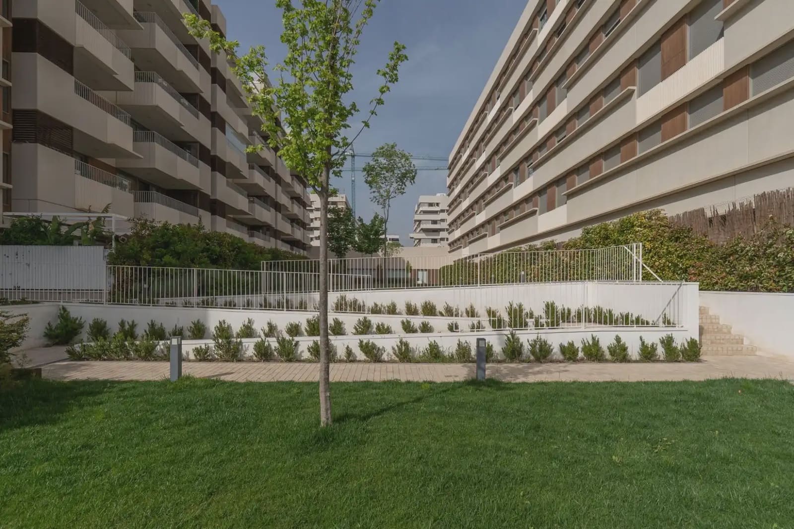 Wohnung zu verkaufen in Granada Stadt mit Pool Garage - 395.000 € (Ref: 9836952)