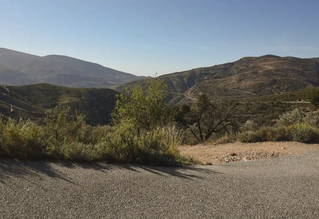 Finca/Landhuis te koop in Lanjarón - € 33.000 (Ref: 9836953)