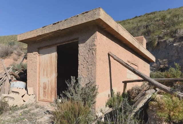Finca/Landhuis te koop in Lanjarón - € 33.000 (Ref: 9836953)