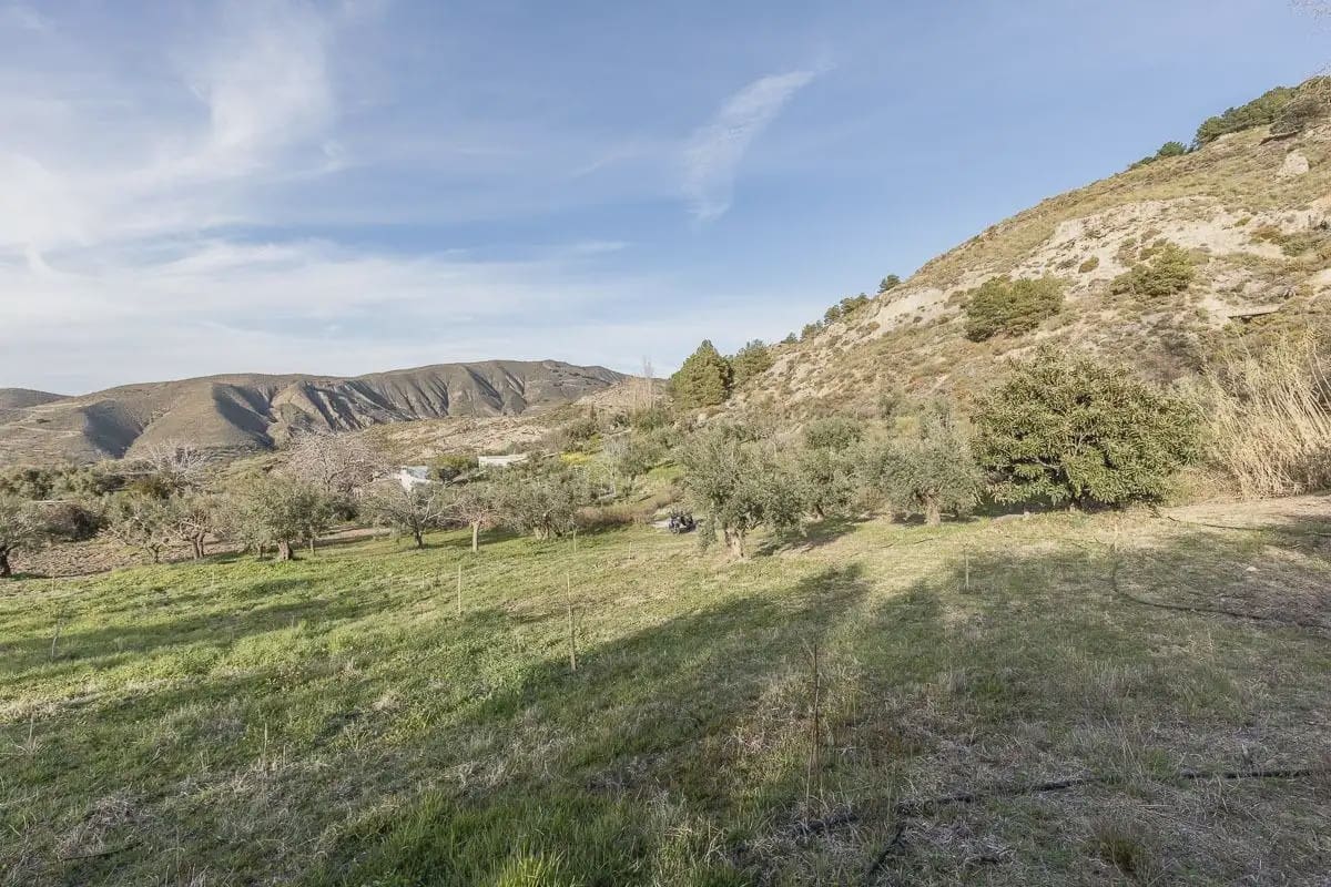 Finca/Landehus til salg i Cajar - € 110.000 (Ref: 9836956)