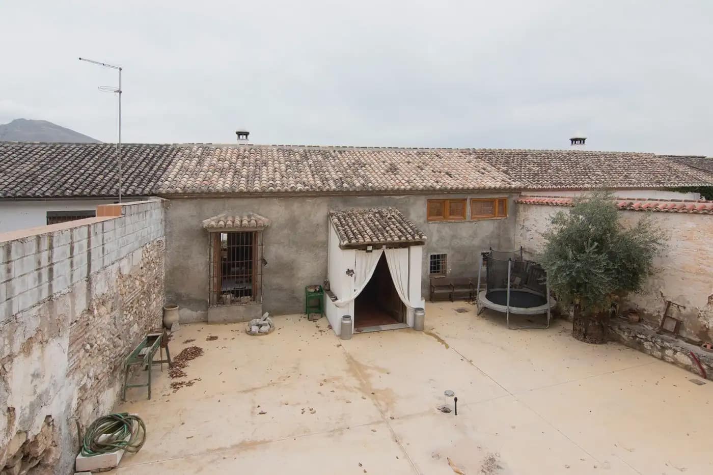Finca/Herregård til salgs i Pinos Puente - € 370 000 (Ref: 9836958)