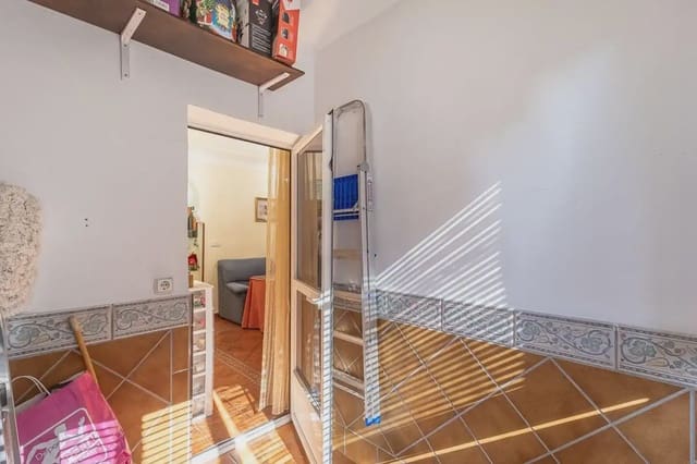 Appartamento in vendita in Poligono Cartuja - La Paz, Granada città - 109.000 € (Rif: 9836959)