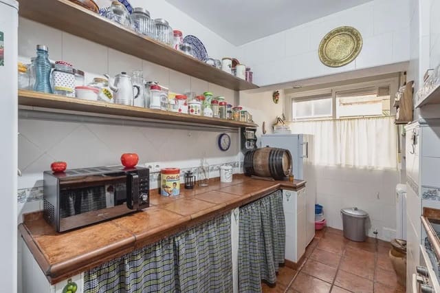 Appartamento in vendita in Poligono Cartuja - La Paz, Granada città - 109.000 € (Rif: 9836959)