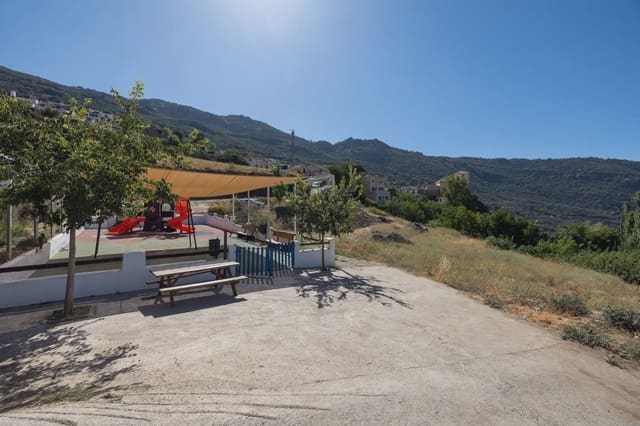 Grunde uden byggetilladelser til salg i Bubión - € 60.000 (Ref: 9836963)