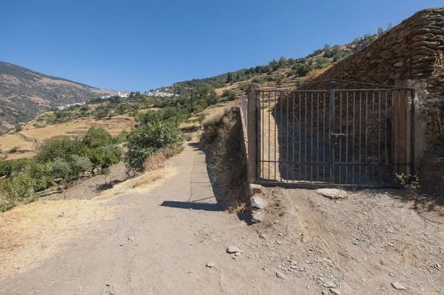 Grunde uden byggetilladelser til salg i Bubión - € 60.000 (Ref: 9836963)
