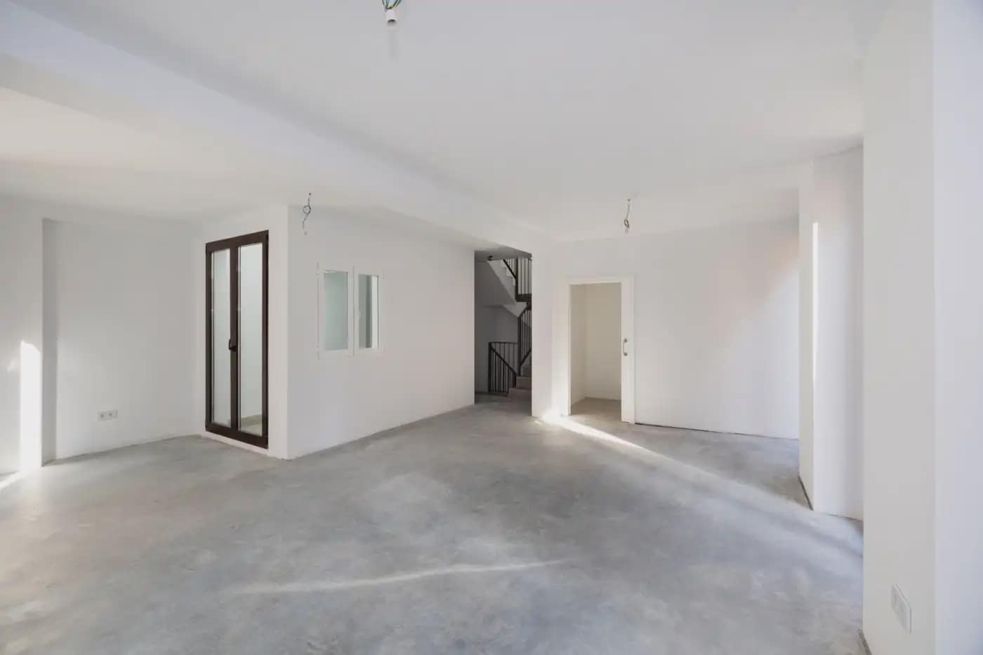 Erhverv til salg i Granada by - € 1.200.000 (Ref: 9836966)