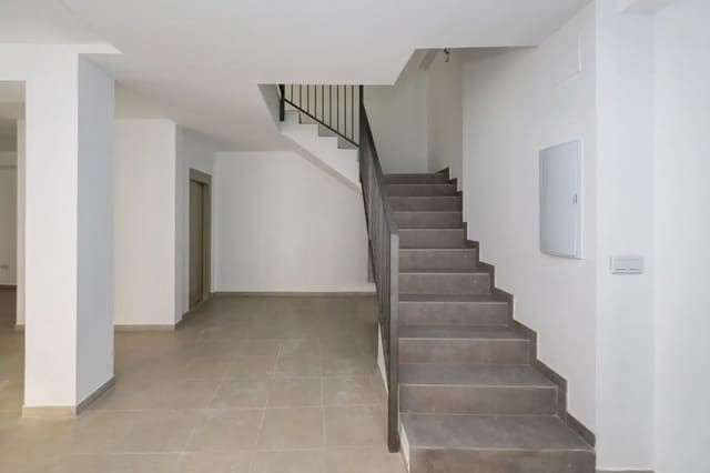 Erhverv til salg i San Matías - Realejo, Granada by - € 1.200.000 (Ref: 9836966)
