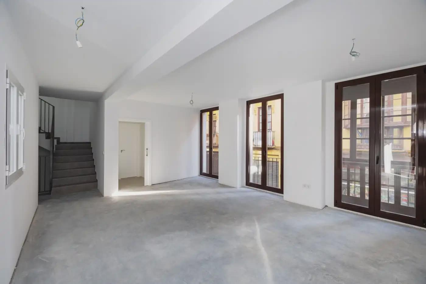 Erhverv til salg i Granada by - € 1.200.000 (Ref: 9836966)