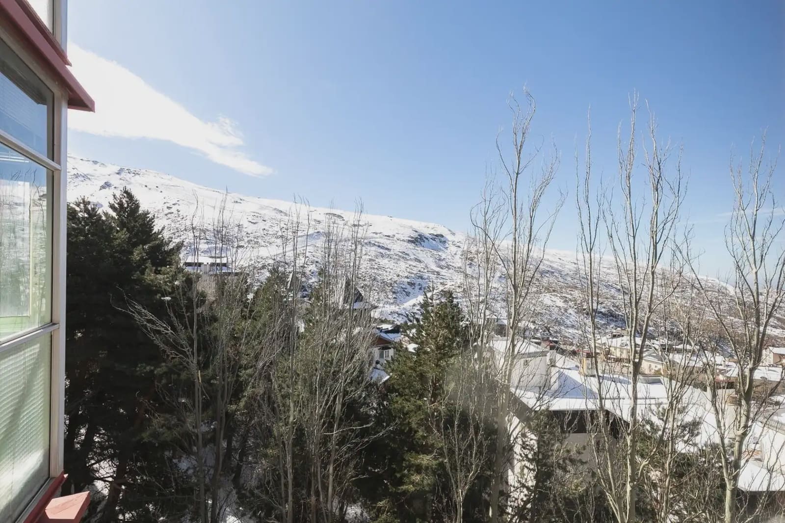 Appartement te koop in Sierra Nevada - € 365.000 (Ref: 9836968)