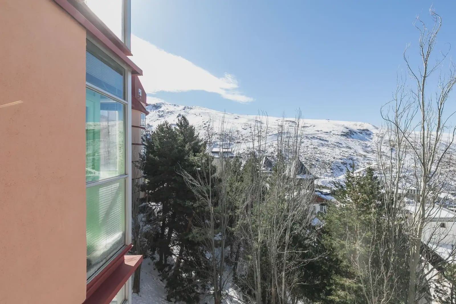 Appartement te koop in Sierra Nevada - € 365.000 (Ref: 9836968)