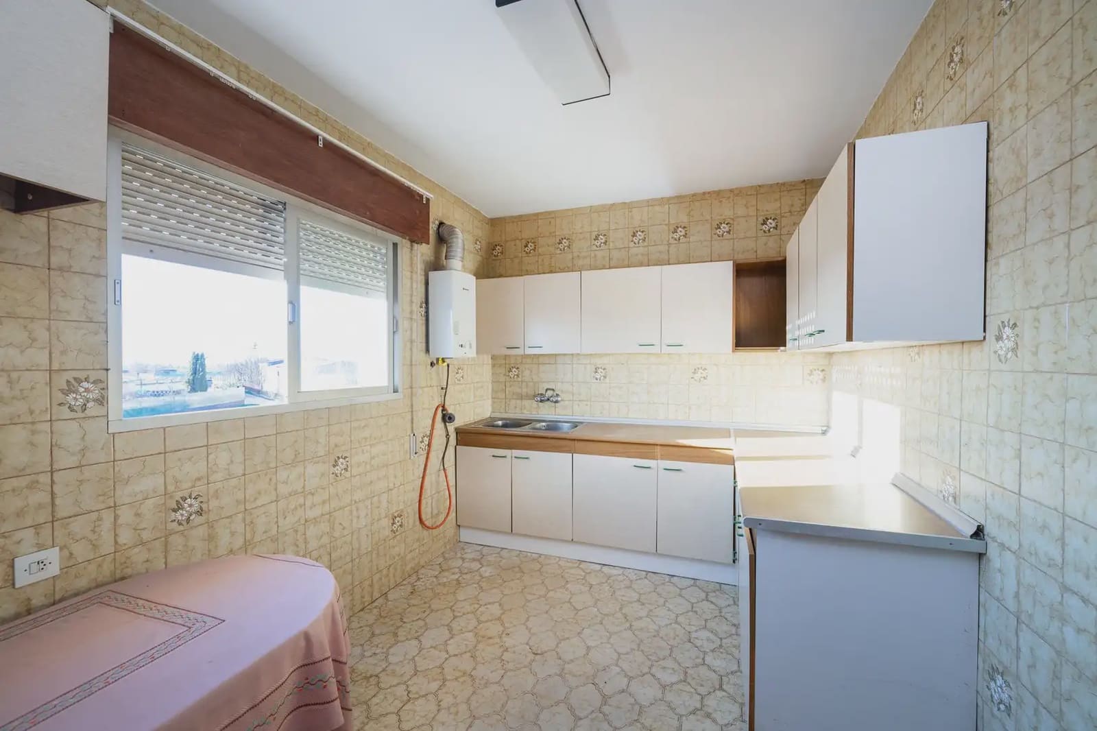 Local Comercial en Granada ciudad en venta - 640.000 € (Ref: 9836969)